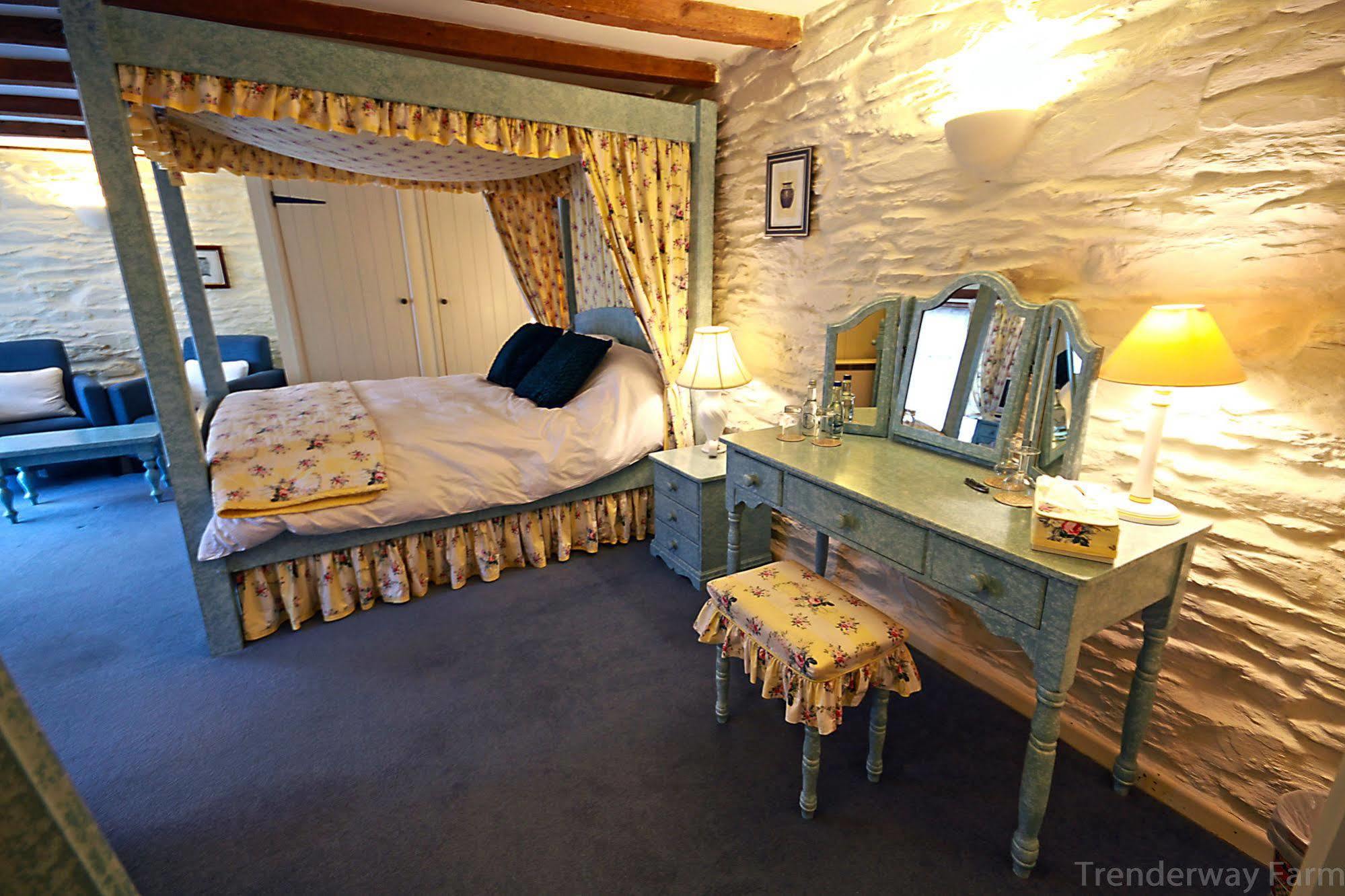 Bed and Breakfast Trenderway Farm Лу Экстерьер фото