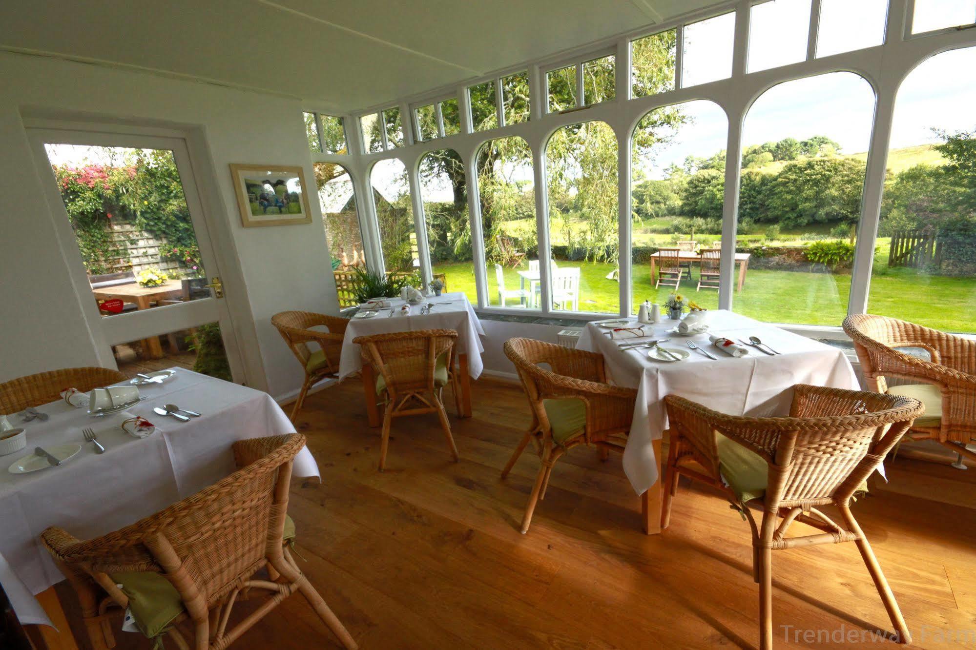 Bed and Breakfast Trenderway Farm Лу Экстерьер фото